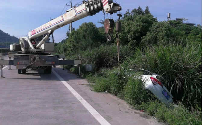 汉中重载吊车救援